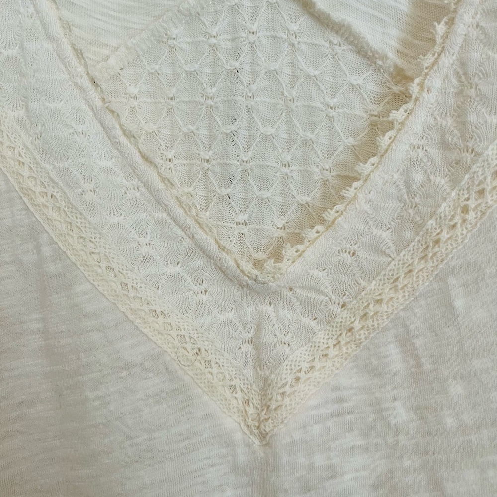 Anthropologie Cream Lace Trim Shirttail Top